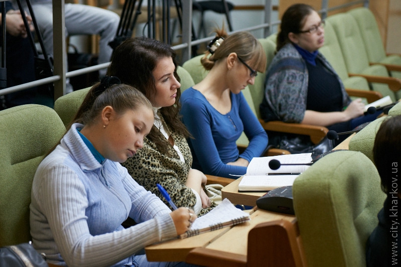 У Харкові цього року висадили майже півтори тисячі дерев