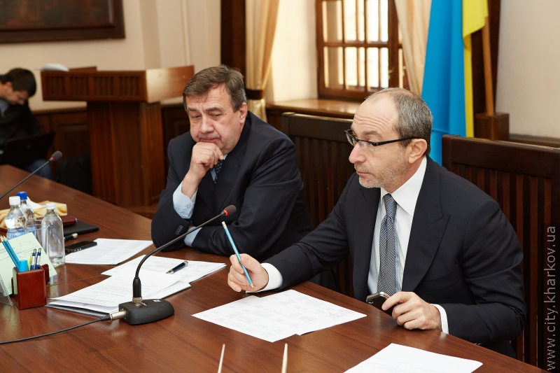 Геннадій Кернес провів прийом громадян в університеті імені Каразіна (доповнено)