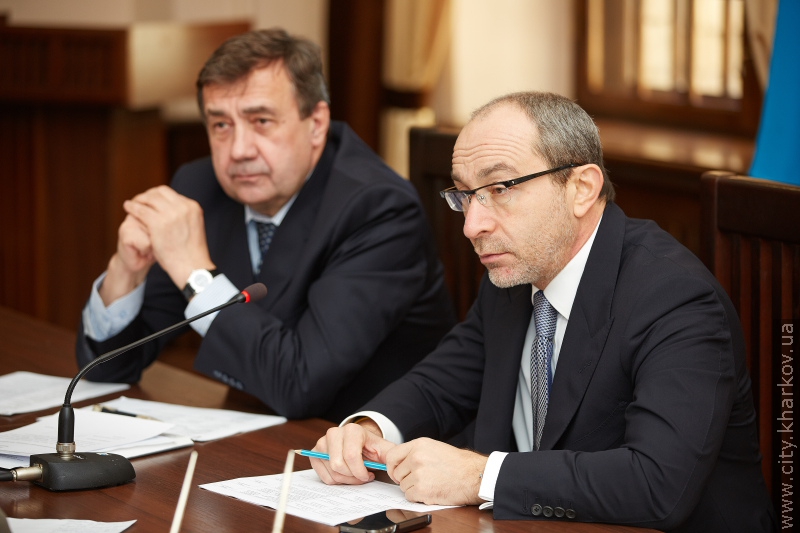Геннадій Кернес провів прийом громадян в університеті імені Каразіна (доповнено)