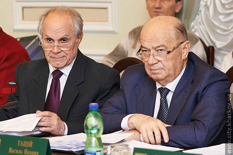 Заплановані реконструкція та капремонт доріг наближаються до завершення