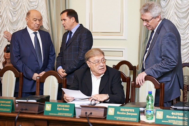 Заплановані реконструкція та капремонт доріг наближаються до завершення