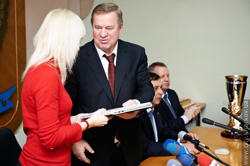Чемпіонка світу з шахів Ганна Ушеніна повернулася до Харкова (доповнено)