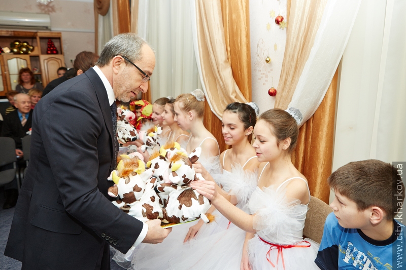У дитячому будинку «Родина» відсвяткували День святого Миколая