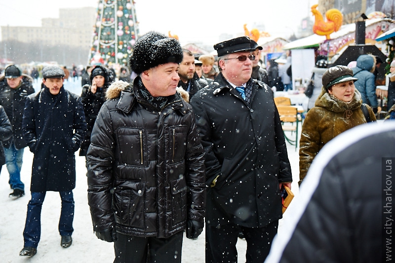 На площі Свободи відкрився новорічний ярмарок міст-побратимів