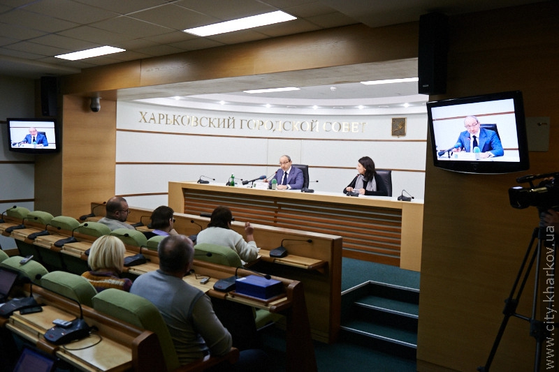 Читачі «Вечірнього Харкова» обрали Геннадія Кернеса «Лідером року»