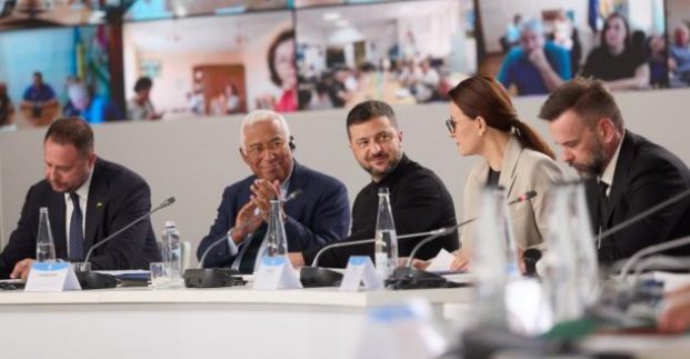 У Харківській міській художній галереї проходить виставка «Віддзеркалення»